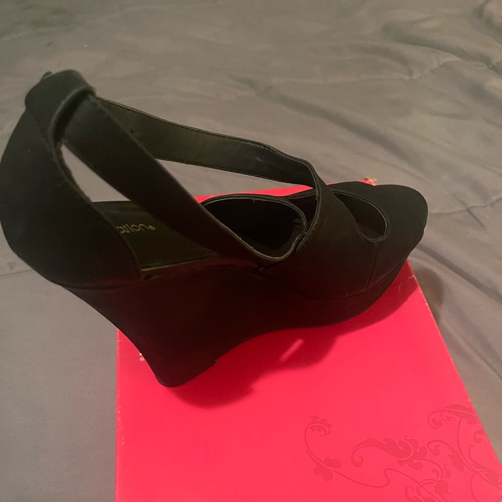 Xhilaration Tabia Wedge heels